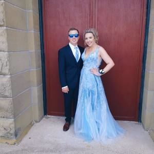 Meet your Posher, Hailey